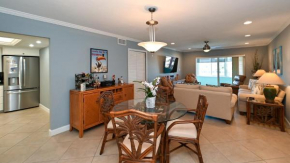 1200-406 Embrace Spectacular Water Views